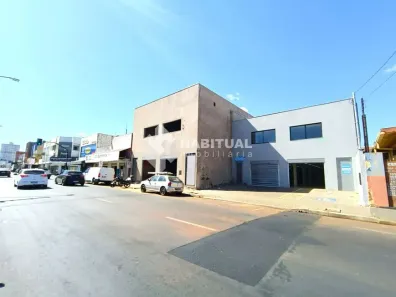 Ponto Comercial para alugar, 280m² no Nossa Senhora Aparecida, Uberlândia