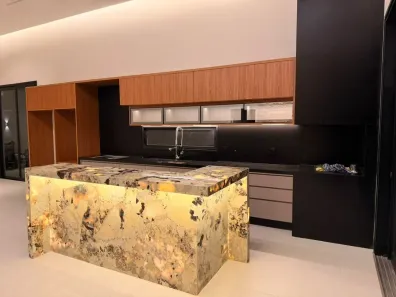Casa com 3 Quartos à venda, 190m² no Jardim Botânico, Uberlândia