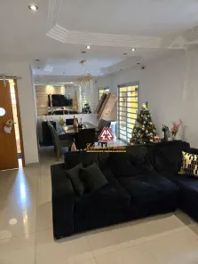 Sobrado com 4 Quartos à venda, 470m² no Vila Galvão, Guarulhos