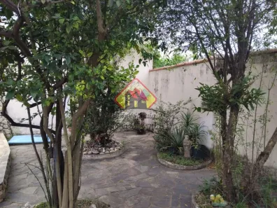 Casa com 2 Quartos à venda, 144m² no Centro, Taubaté
