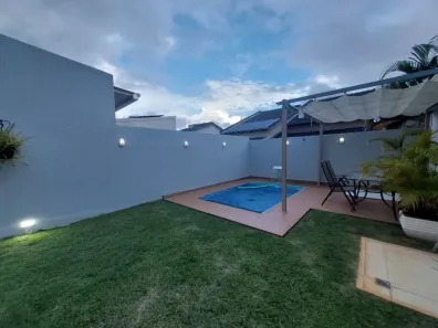 Sobrado com 3 Quartos à venda, 145m² no Setor Três Marias, Goiânia