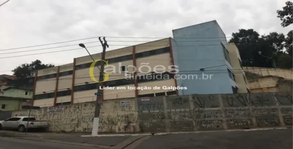 Galpão/Depósito/Armazém à venda, 900m² no Jardim Gilda Maria, São Paulo