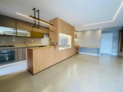 Apartamento com 3 Quartos para alugar, 126m² no Cambuí, Campinas
