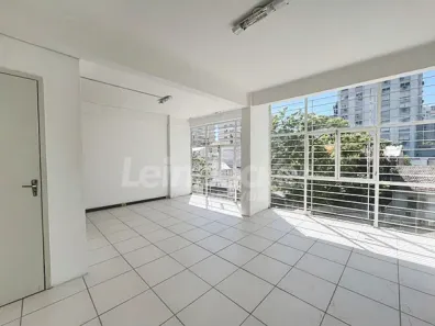 Sala Comercial para alugar, 33m² no Floresta, Porto Alegre