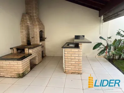 Casa com 3 Quartos à venda, 150m² no Granada, Uberlândia
