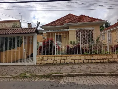 Casa com 2 Quartos à venda, 126m² no Santo Antônio, Porto Alegre