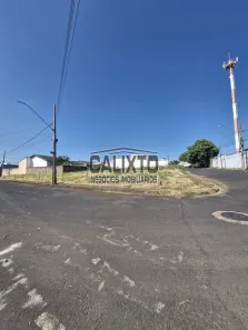 Lote/Terreno à venda, 715m² no Jardim Ipanema, Uberlândia