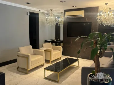 Imóvel Comercial com 3 Quartos para alugar, 520m² no Centro, Florianópolis