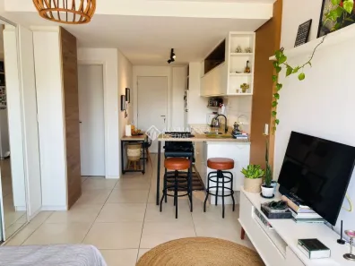 Apartamento com 1 Quarto à venda, 37m² no Coqueiros, Florianópolis