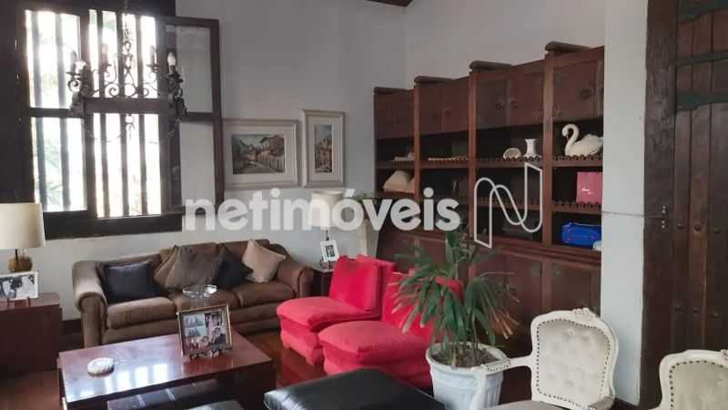 Casa com 3 quartos — São José, Belo Horizonte