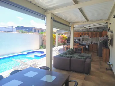 Casa com 6 Quartos à venda, 300m² no Praia das Palmeiras, Caraguatatuba