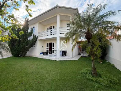 Casa com 3 Quartos à venda, 232m² no Centro, Palhoça