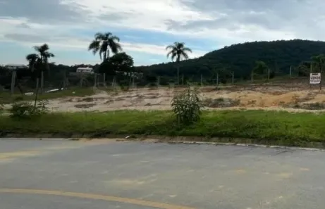 Lote/Terreno à venda, 371m² no Forquilhas, São José