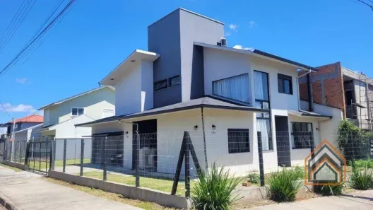 Casa com 4 Quartos à venda, 175m² no Mário Quintana, Porto Alegre