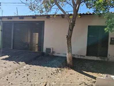 Casa com 3 Quartos à venda, 270m² no Aeroviário, Goiânia