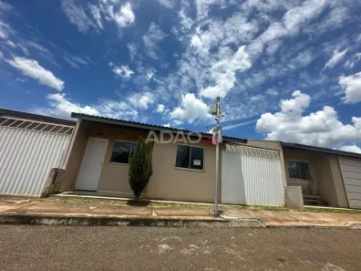 Casa de Condomínio com 2 Quartos à venda, 53m² no Setor Cristina, Trindade
