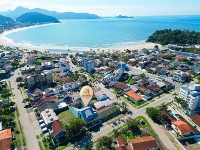 Casa com 7 Quartos à venda, 750m² no Guaratuba, Guaratuba