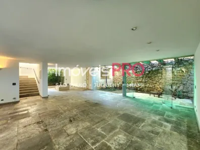 Casa com 3 Quartos à venda, 275m² no Jardim Europa, São Paulo
