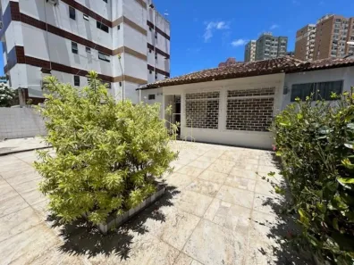 Casa com 3 Quartos à venda, 421m² no Pituba, Salvador