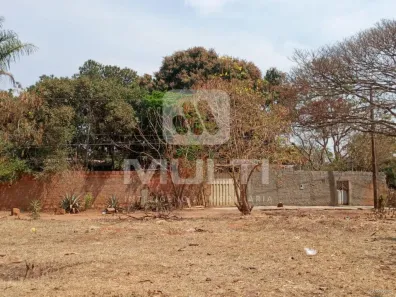 Fazenda/Sítio com 2 Quartos à venda, 150m² no Distrito Industrial, Uberlândia