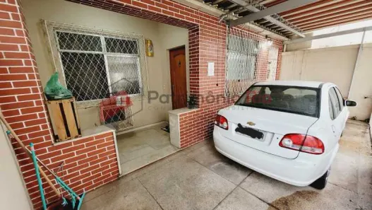 Casa com 2 Quartos à venda, 197m² no Olaria, Rio de Janeiro