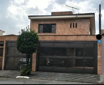 Sobrado com 4 Quartos à venda, 215m² no Vila Gumercindo, São Paulo