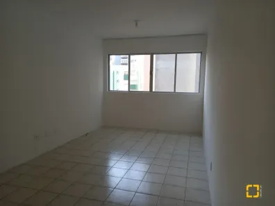 Apartamento com 2 Quartos à venda, 81m² no Centro, Florianópolis