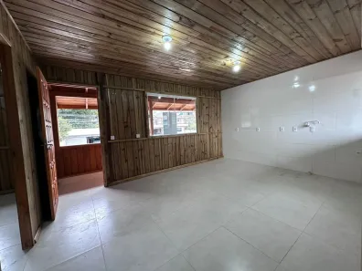 Apartamento com 2 Quartos para alugar, 65m² no Rio Tavares, Florianópolis