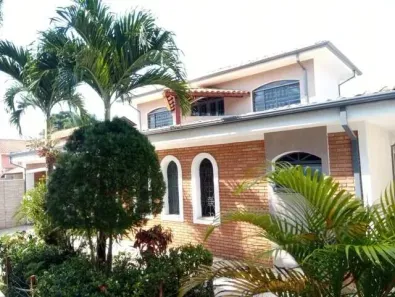 Casa com 3 Quartos à venda, 217m² no Cidade Universitária, Campinas