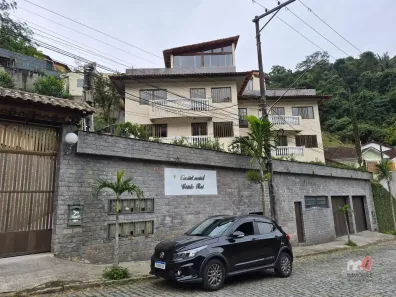 Apartamento com 2 Quartos para alugar, 10m² no Quarteirão Ingelheim, Petrópolis