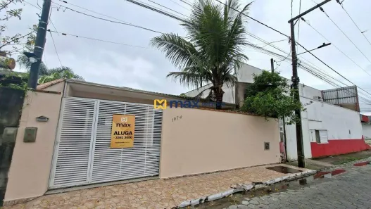 Casa com 2 Quartos para alugar, 130m² no Santa Regina, Itajaí