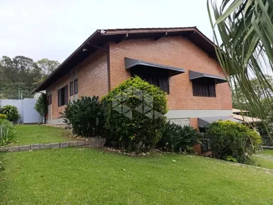 Casa com 1 Quarto para alugar, 25m² no Carvoeira, Florianópolis