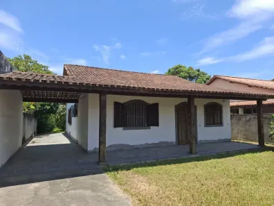 Casa com 3 Quartos à venda, 360m² no Novo Horizonte, Araruama