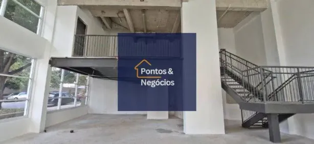 Ponto Comercial para alugar, 210m² no Vila Olímpia, São Paulo