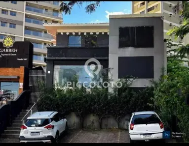 com 4 Quartos à venda, 400m² no Cambuí, Campinas