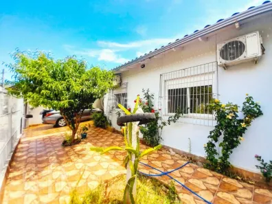 Casa com 3 Quartos à venda, 98m² no Harmonia, Canoas