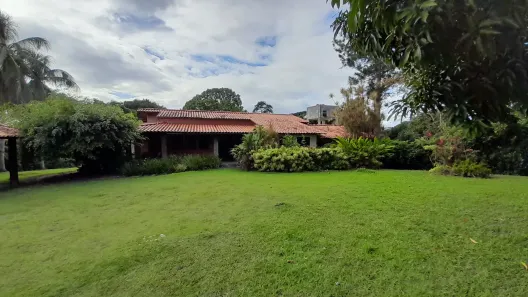 Casa de Condomínio com 4 Quartos à venda, 250m² no Portão, Lauro de Freitas