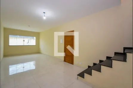 Casa com 3 Quartos para alugar, 105m² no Centro, Guarulhos