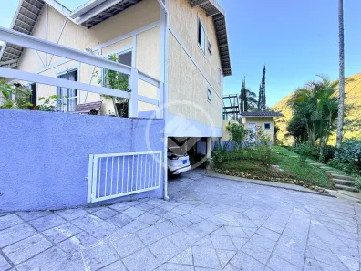 Casa de Condomínio com 3 Quartos à venda, 180m² no Granja Guarani, Teresópolis