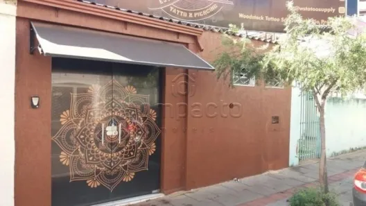 Casa com 3 Quartos para alugar, 225m² no Centro, São José do Rio Preto