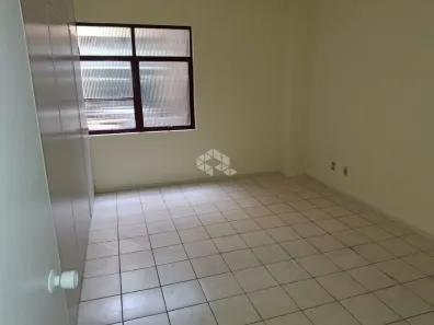 Sala Comercial à venda, 37m² no Bom Fim, Porto Alegre