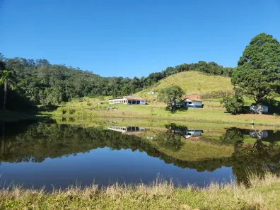 Fazenda/Sítio com 20 Quartos à venda, 999m² no Quatinga, Mogi das Cruzes