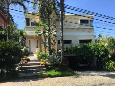 Casa de Condomínio com 4 Quartos à venda, 800m² no Piratininga, Niterói