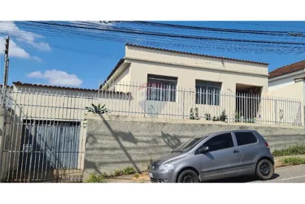 Casa com 3 Quartos à venda, 200m² no Jardim Glória, Lavras