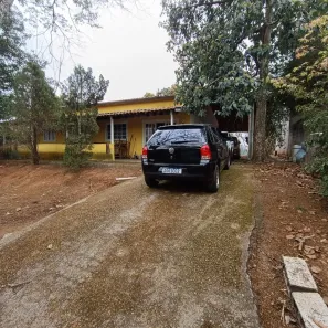 Fazenda/Sítio com 3 Quartos para alugar, 180m² no Loteamento Chácaras Ingrid, Taubaté