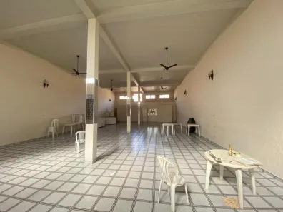 Galpão/Depósito/Armazém para alugar, 220m² no Jaraguá, Uberlândia