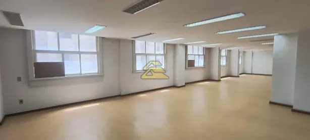 Sala Comercial para alugar, 702m² no Centro, Rio de Janeiro