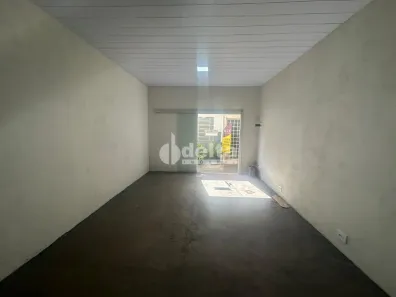 Ponto Comercial para alugar, 40m² no Centro, Uberlândia