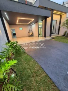 Casa com 3 Quartos à venda, 250m² no Granada, Uberlândia