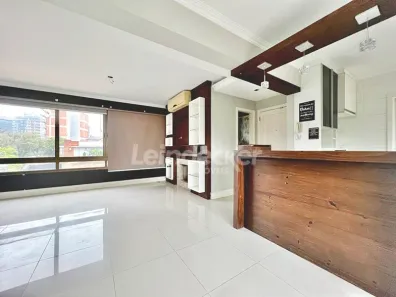 Apartamento com 3 Quartos para alugar, 95m² no Petrópolis, Porto Alegre